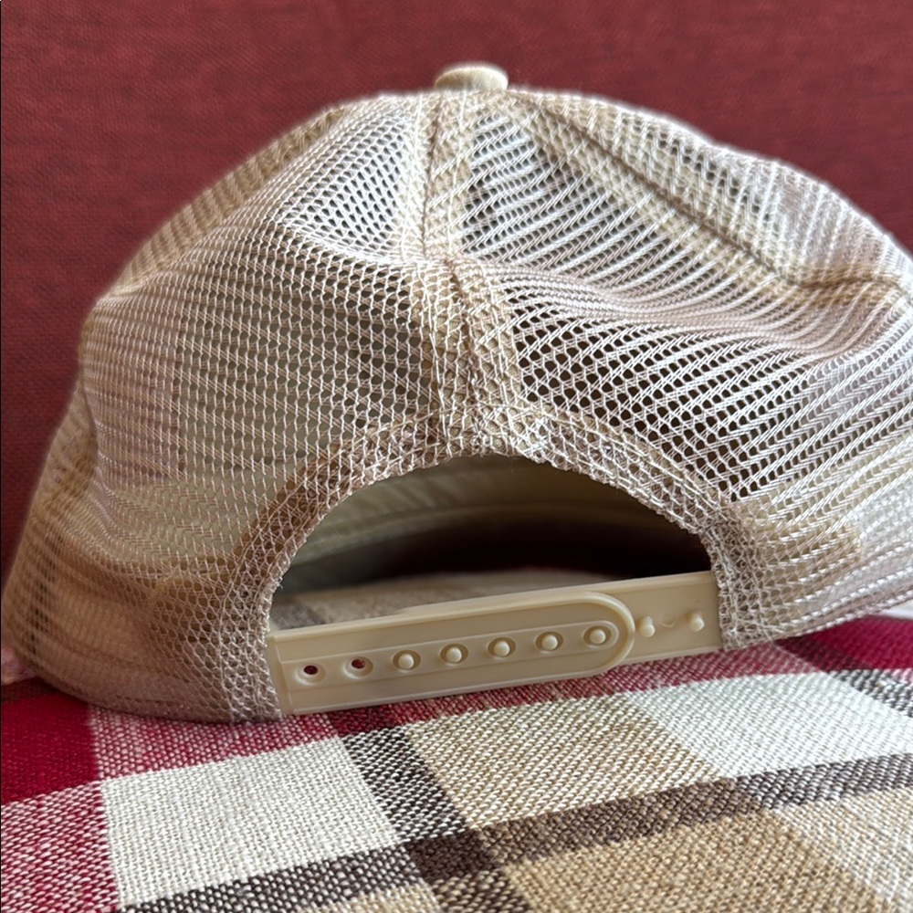 Tan Snap Back 'I Love Los Angeles' Mesh Trucker Hat Cap - Picture 3 of 5